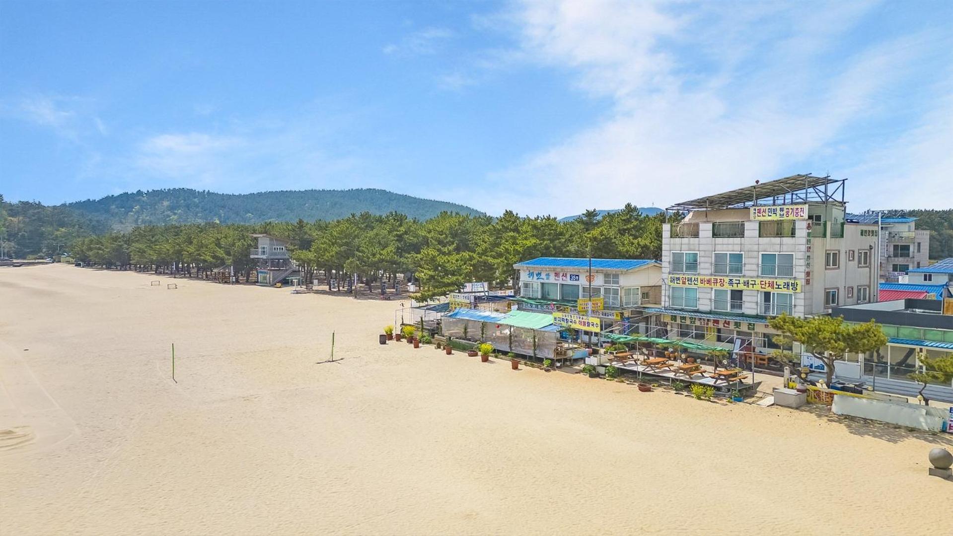 Taean Yeonpohaebyenap Pension Exterior foto