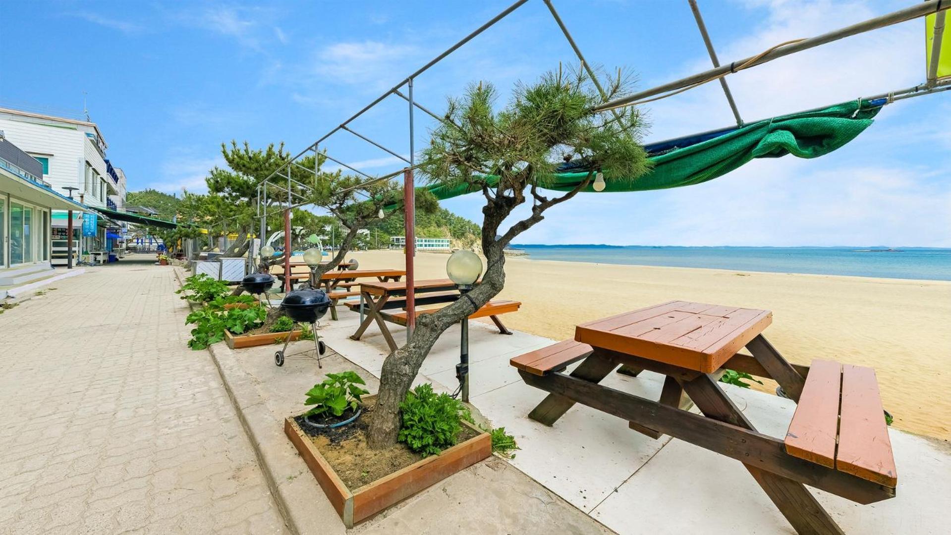 Taean Yeonpohaebyenap Pension Exterior foto